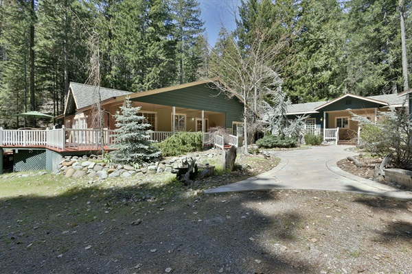 Summit Lodge — Mt. Shasta, CA — vacation rental
