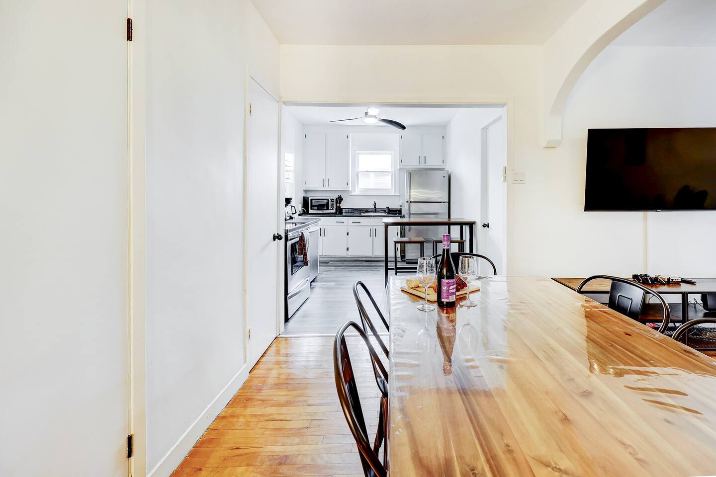 Stylish dining for memorable stays. 