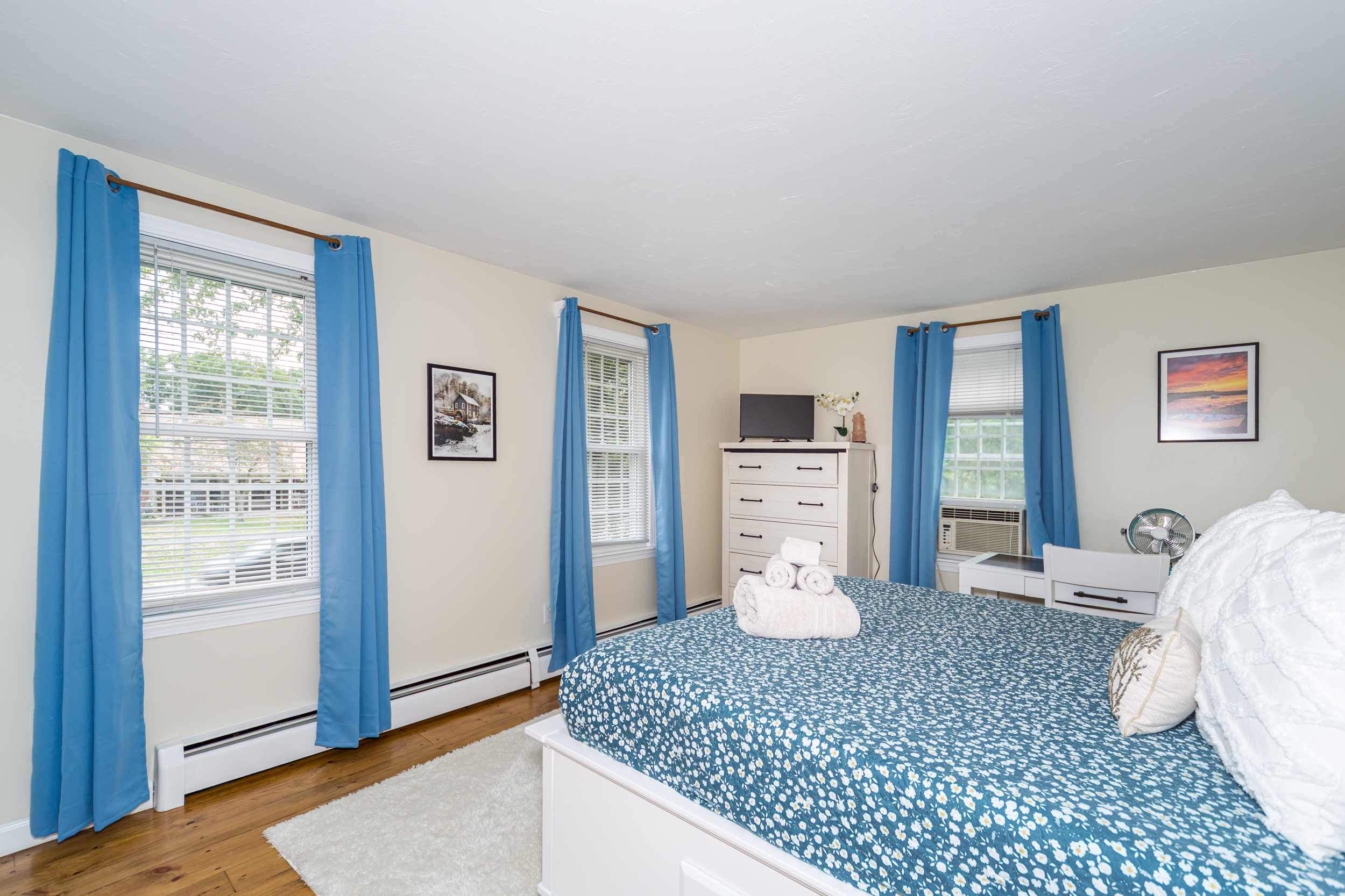 Another queen bedroom for added comfort.