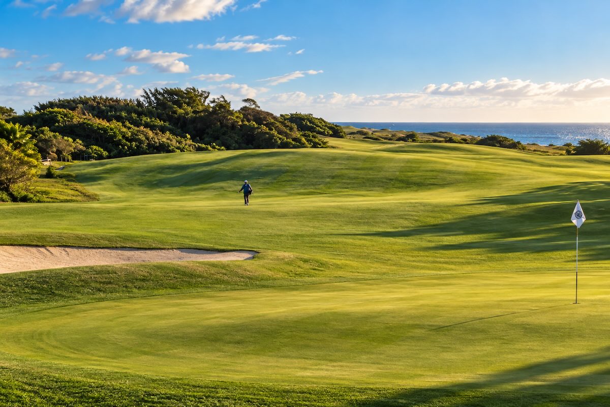 Scenic Hawaiian golf course