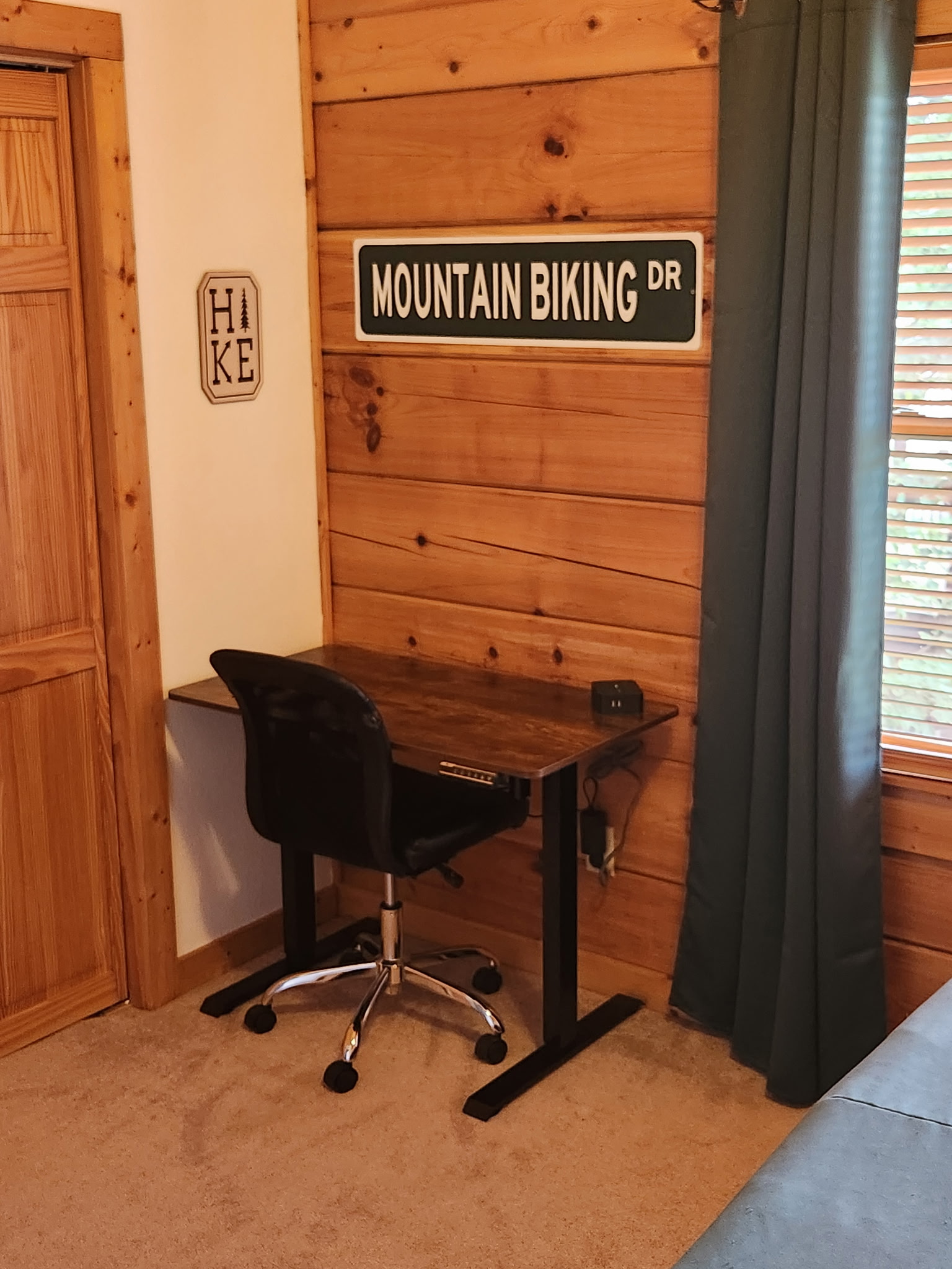 Ergonomic Chair and Desk