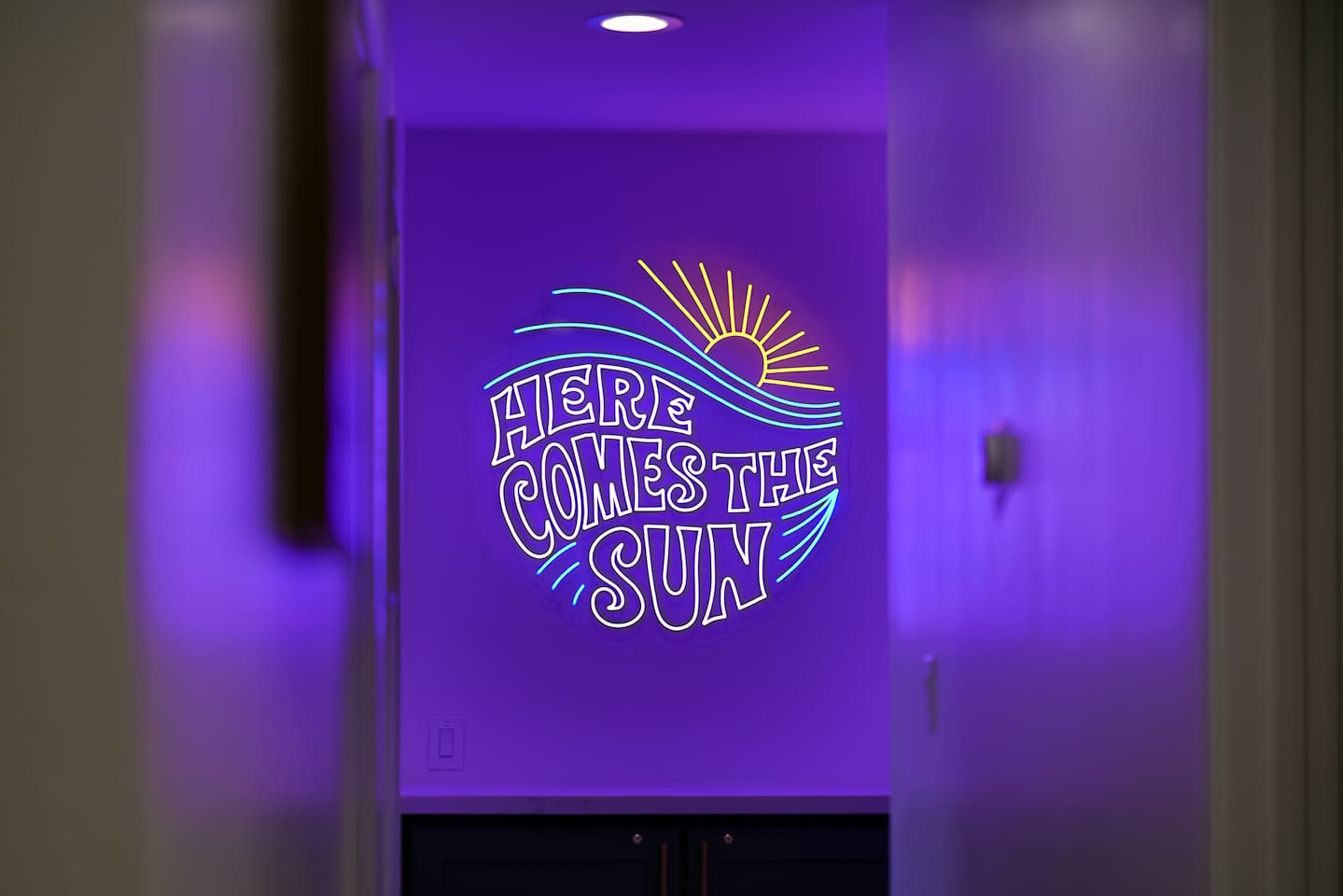 Huge 3ft "Here Comes The Sun" neon hallway light.