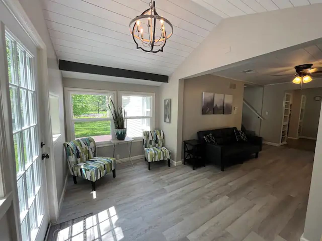 Sofa Bed upgraded queen mattress 