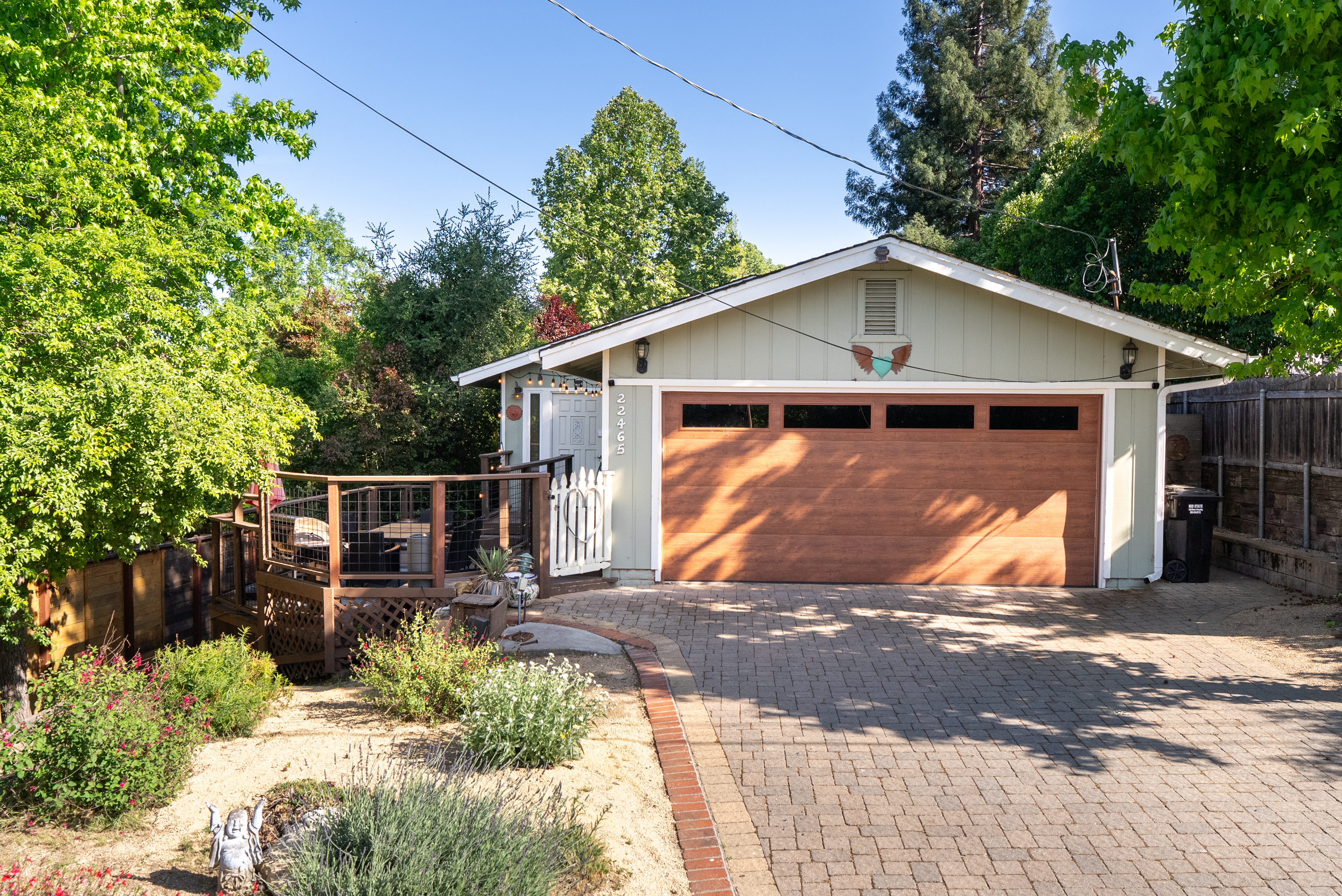 Pull into your private driveway and feel the peace of the hills.