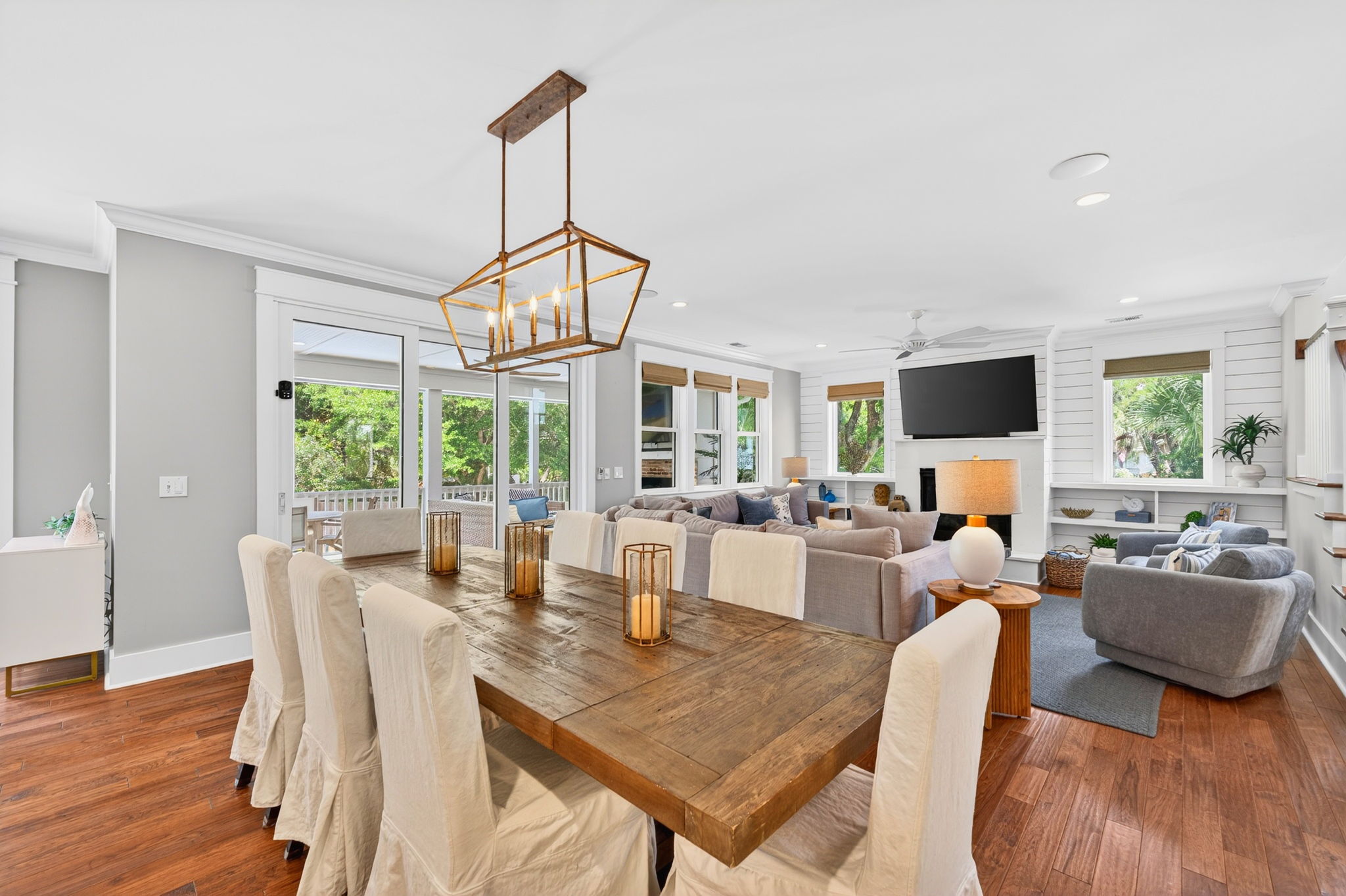 Dining room | Driftwood Dreams | 105 Forest Trail | Isle of Palms, SC | IOP Escapes