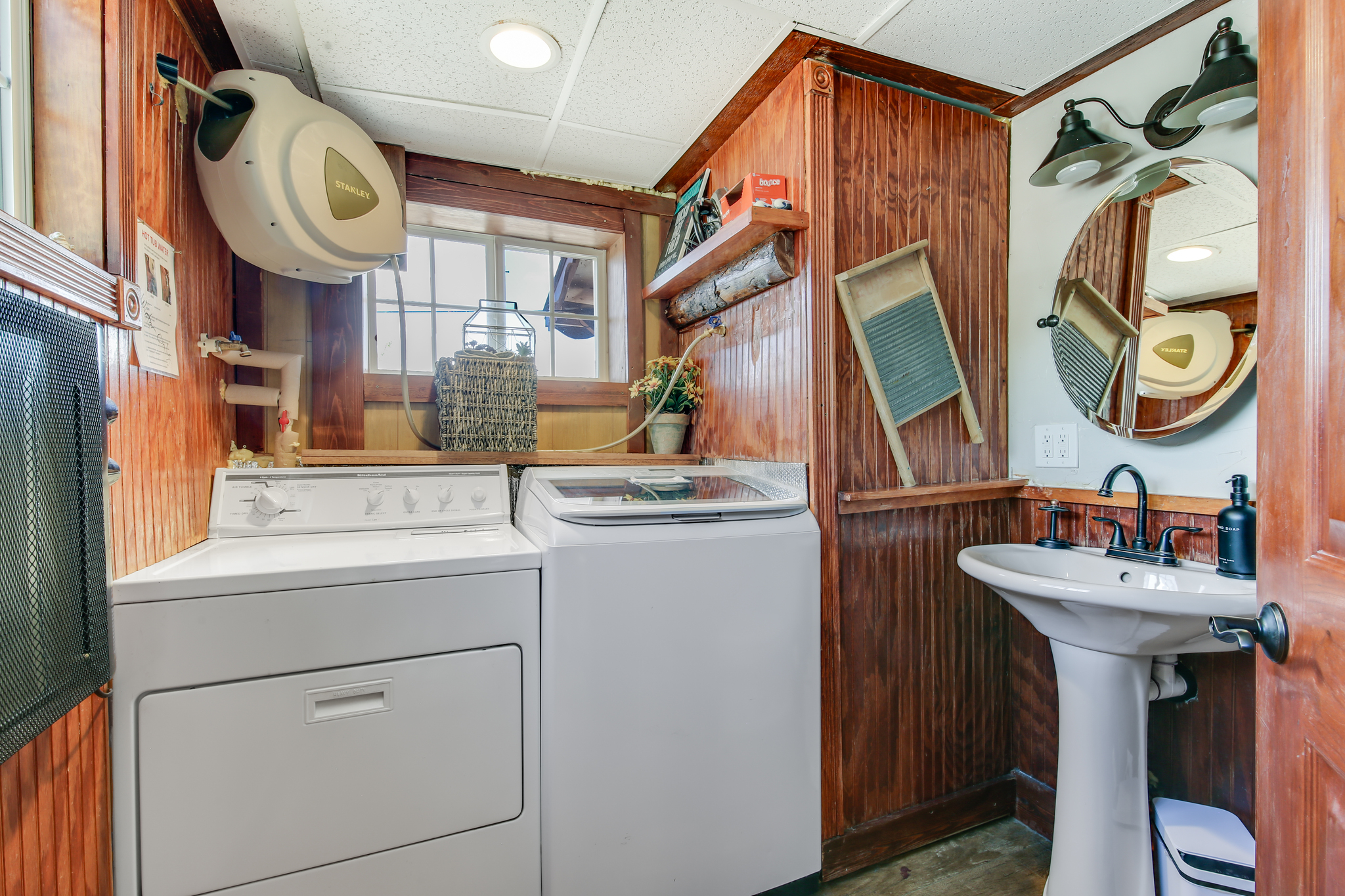 Washer and dryer available for longer stays and added convenience.