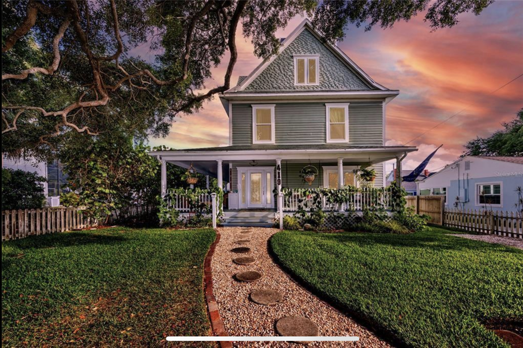 Private Updated Suite in heart of Downtown Dunedin 2