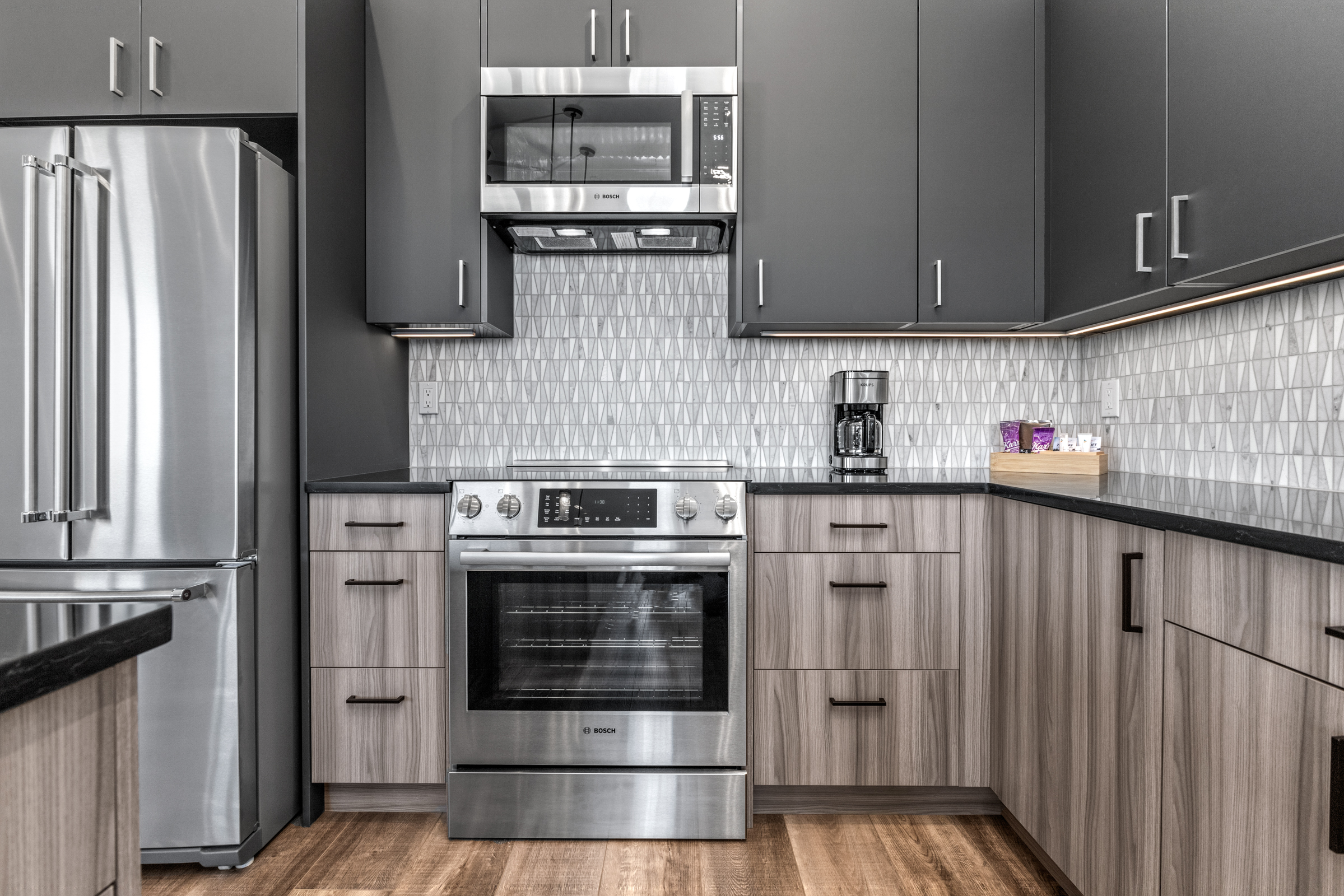 Kitchen Stove | Microwave | Refridgerator