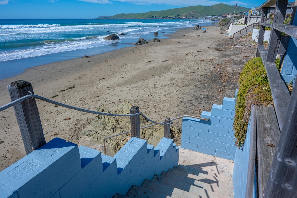 Private stairs to the beach