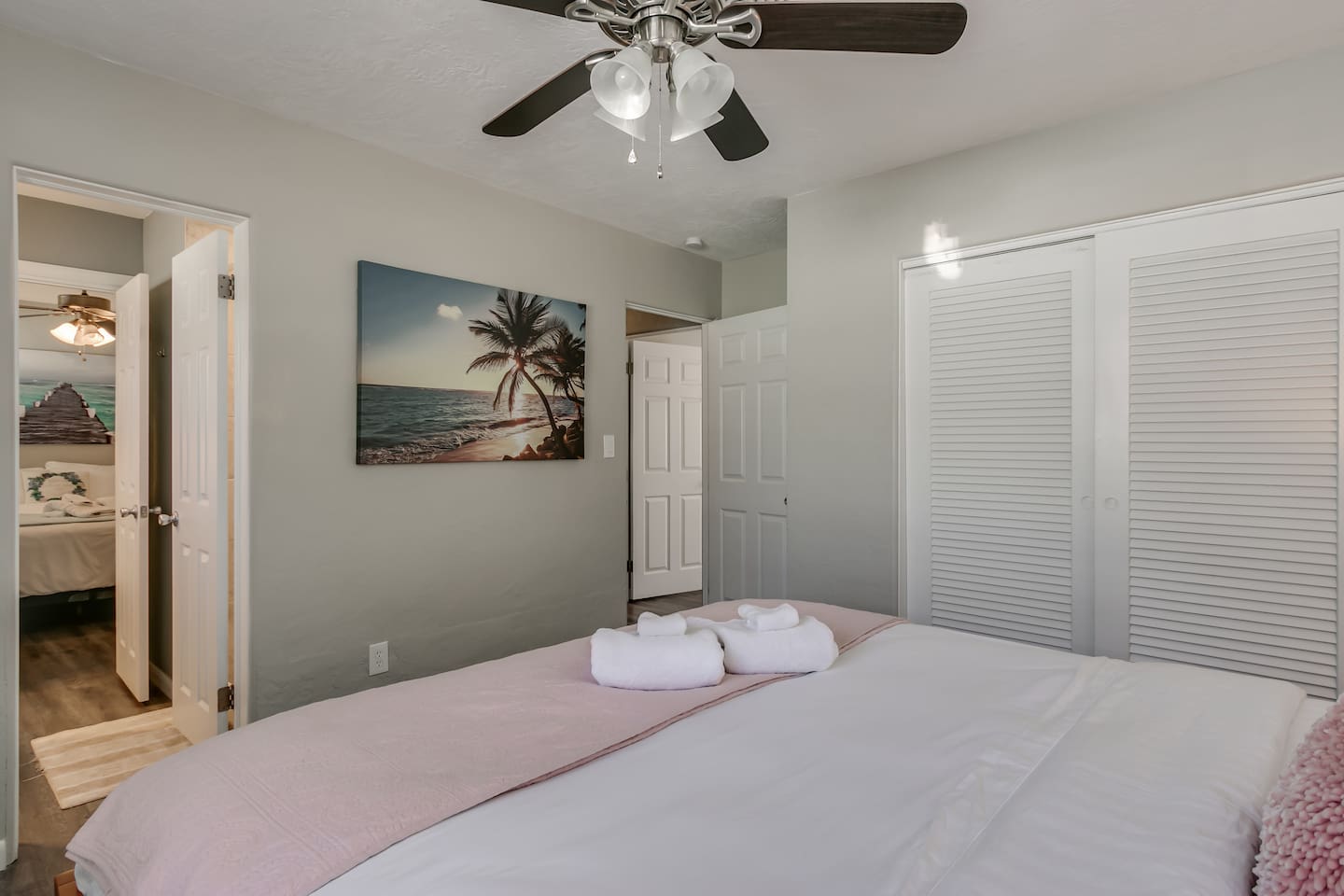 King Bedroom #3 (Shares Jack & Jill Bathroom with King Bedroom #4)