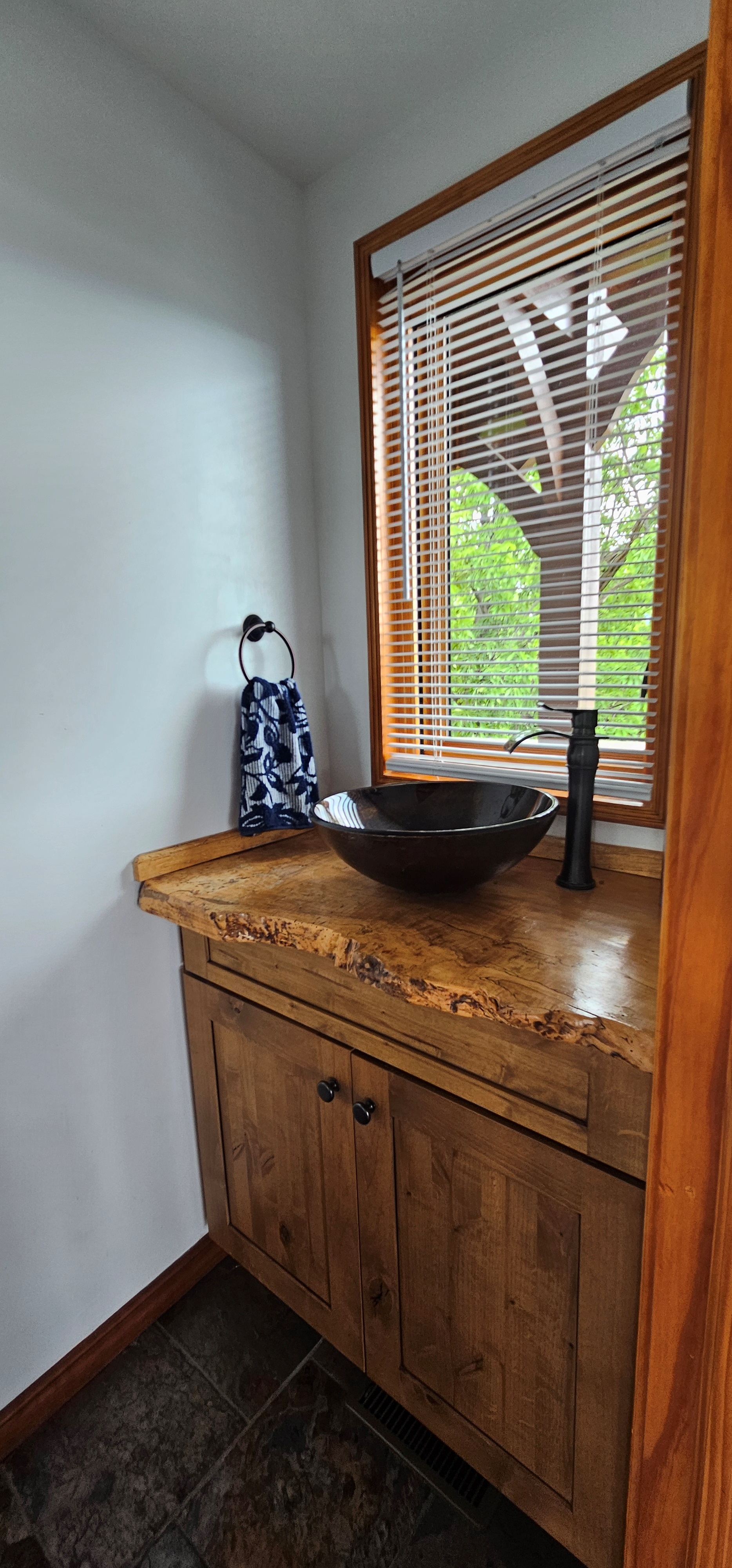 Yes, even the half bath has views!