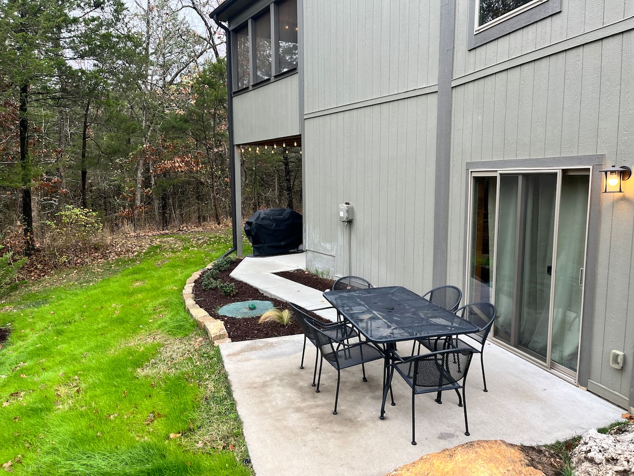 Outdoor dining patio table