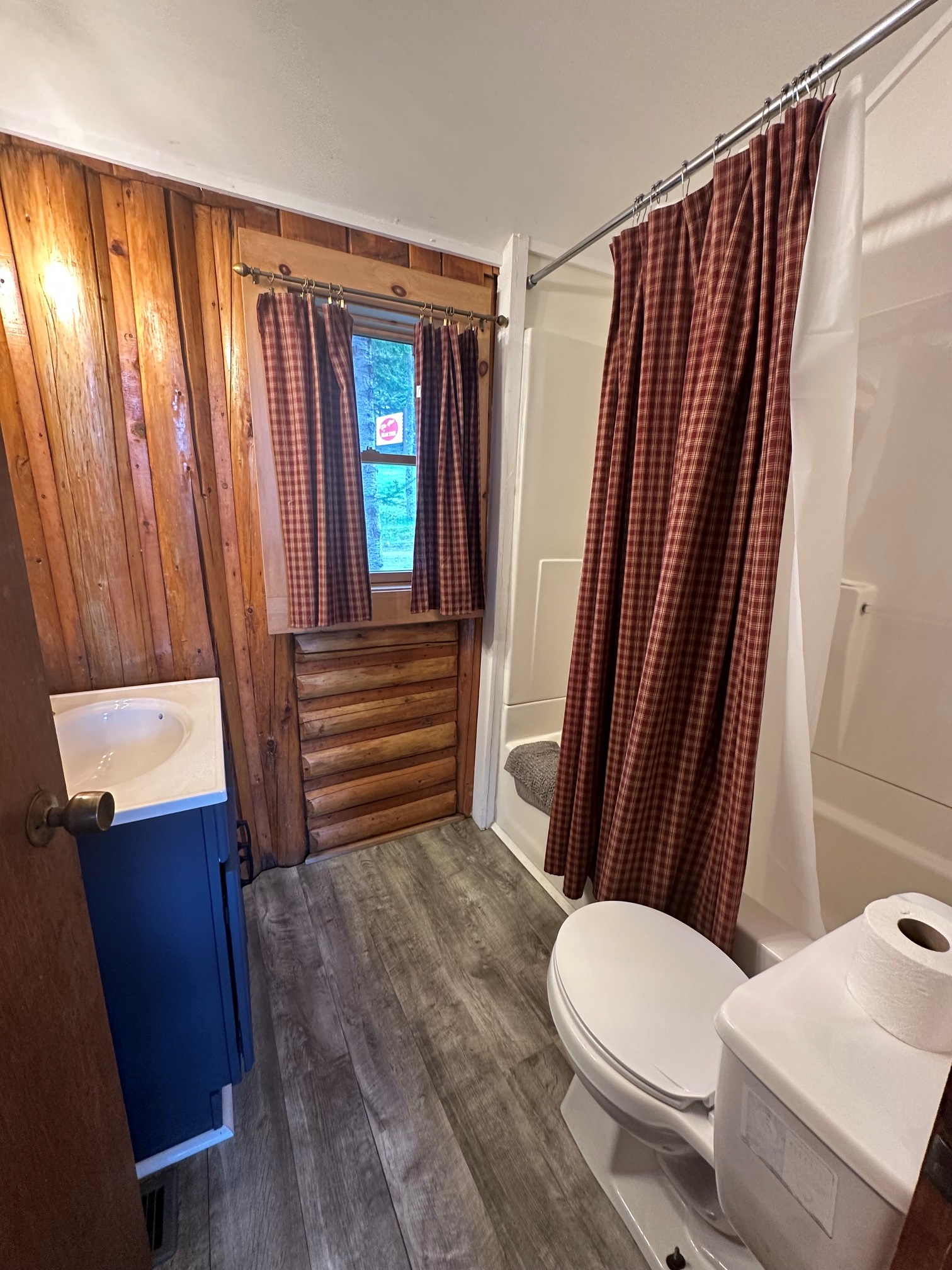 Full Bath - Cabin #1