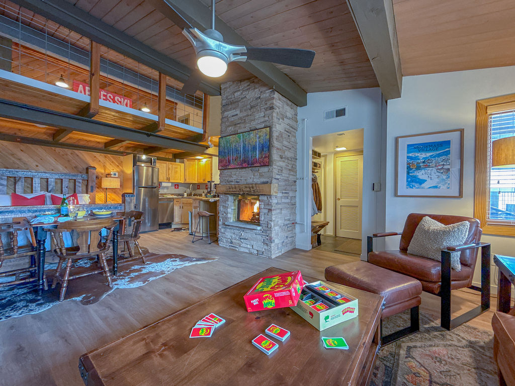 Cozy & Clean - Studio with Loft