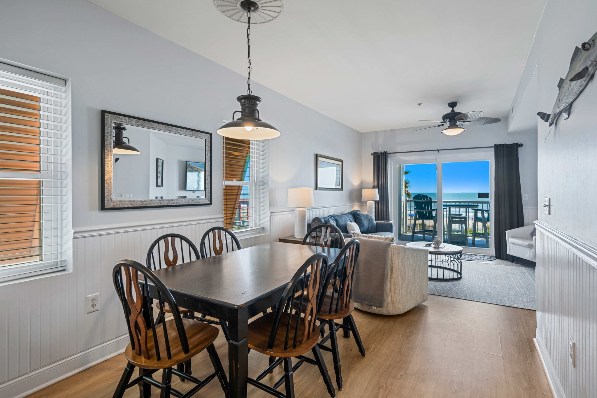 Dining Room | Sea Gull | 201 Oceanview | 1116 Ocean Blvd, Isle of Palms, SC | IOP Escapes