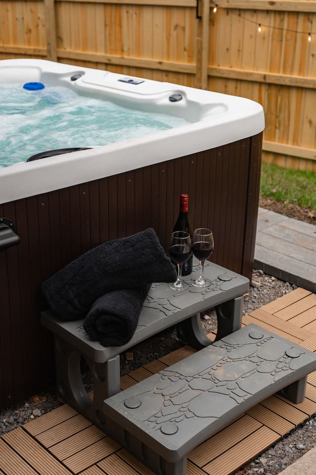 Hot tub towels for convenience.