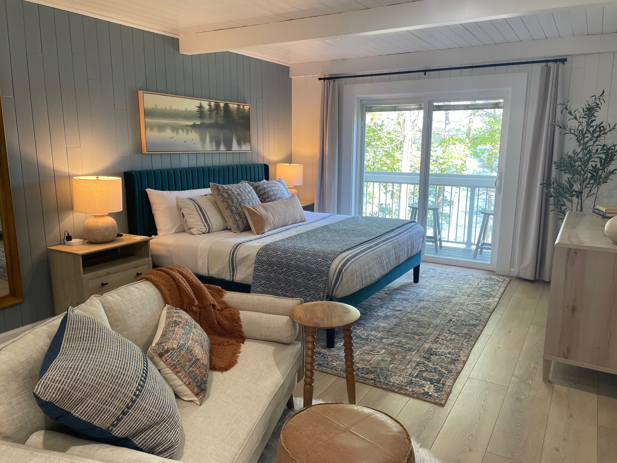 Large king bedroom with lake views