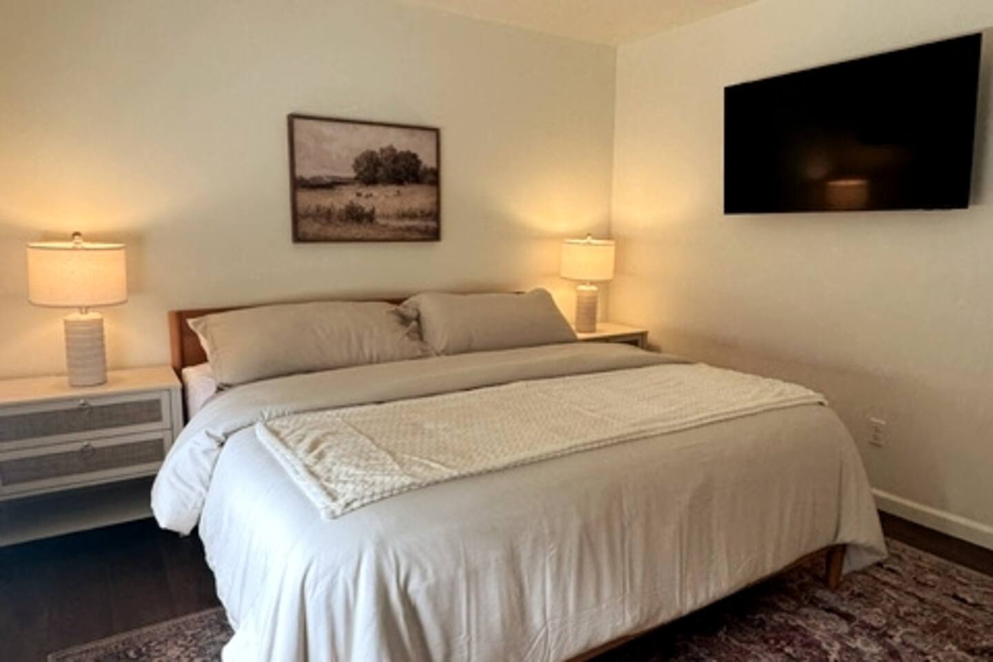 Master Bedroom - King Size bed