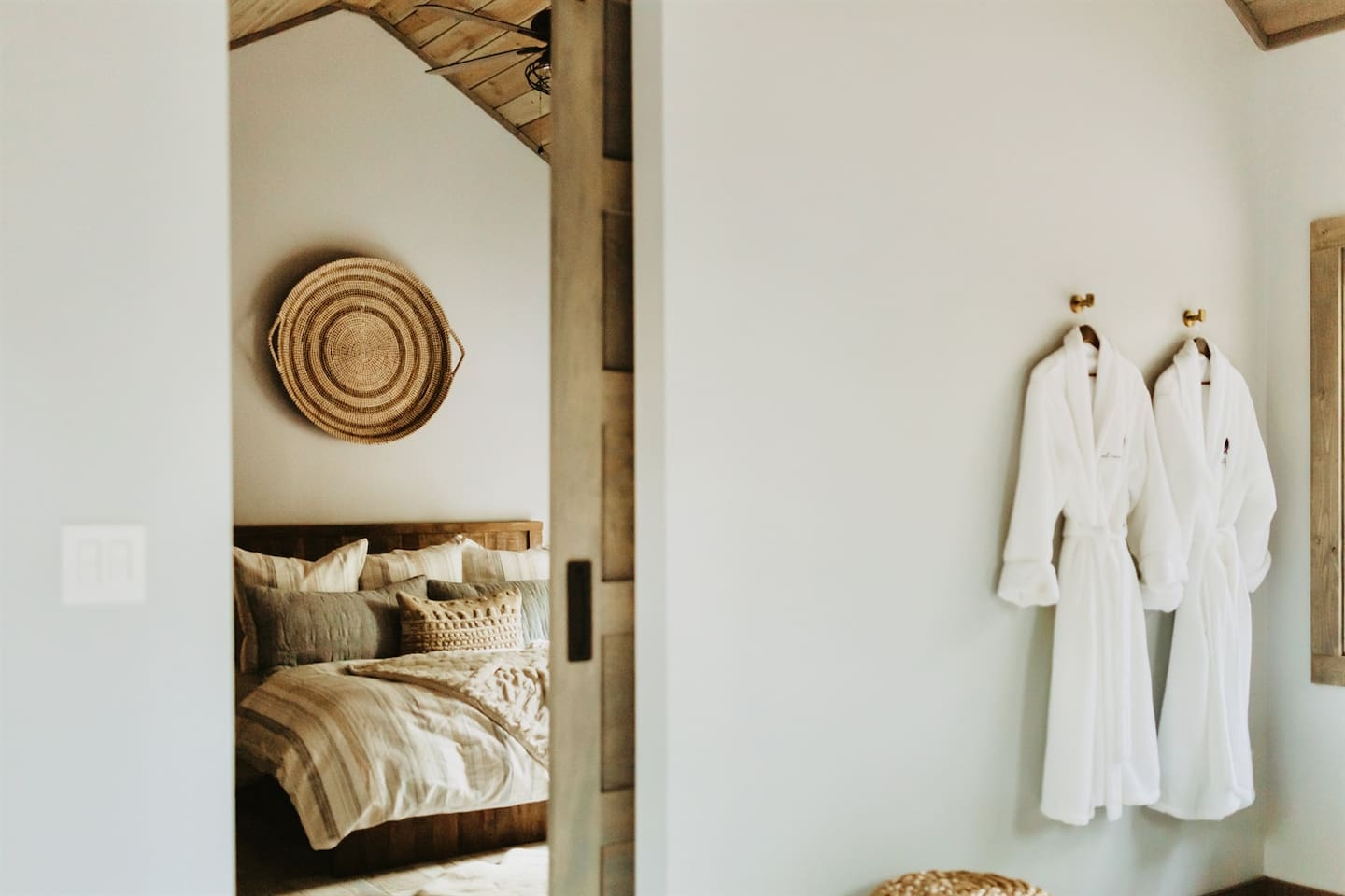 Enjoy the in suit spa style bathroom in both bedrooms