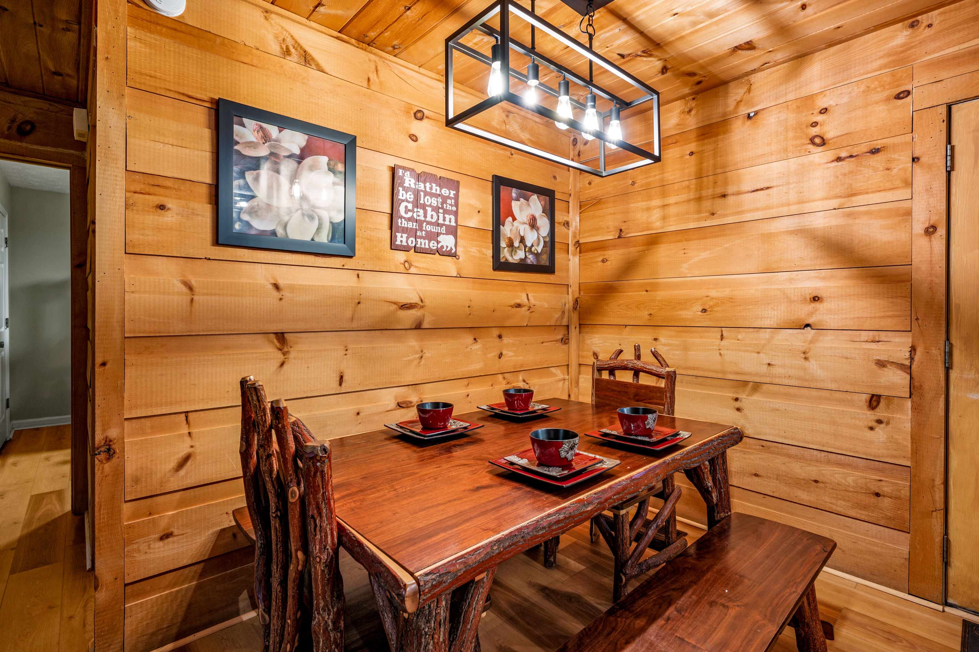 Dining area with seating for 6