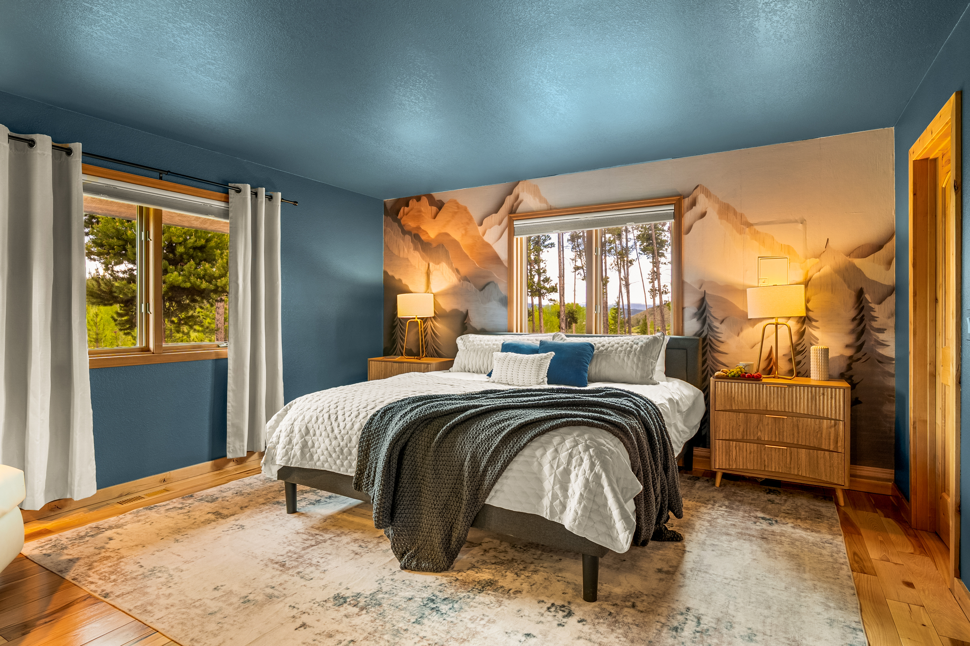 Welcome to the Blue Spruce Room (Master)