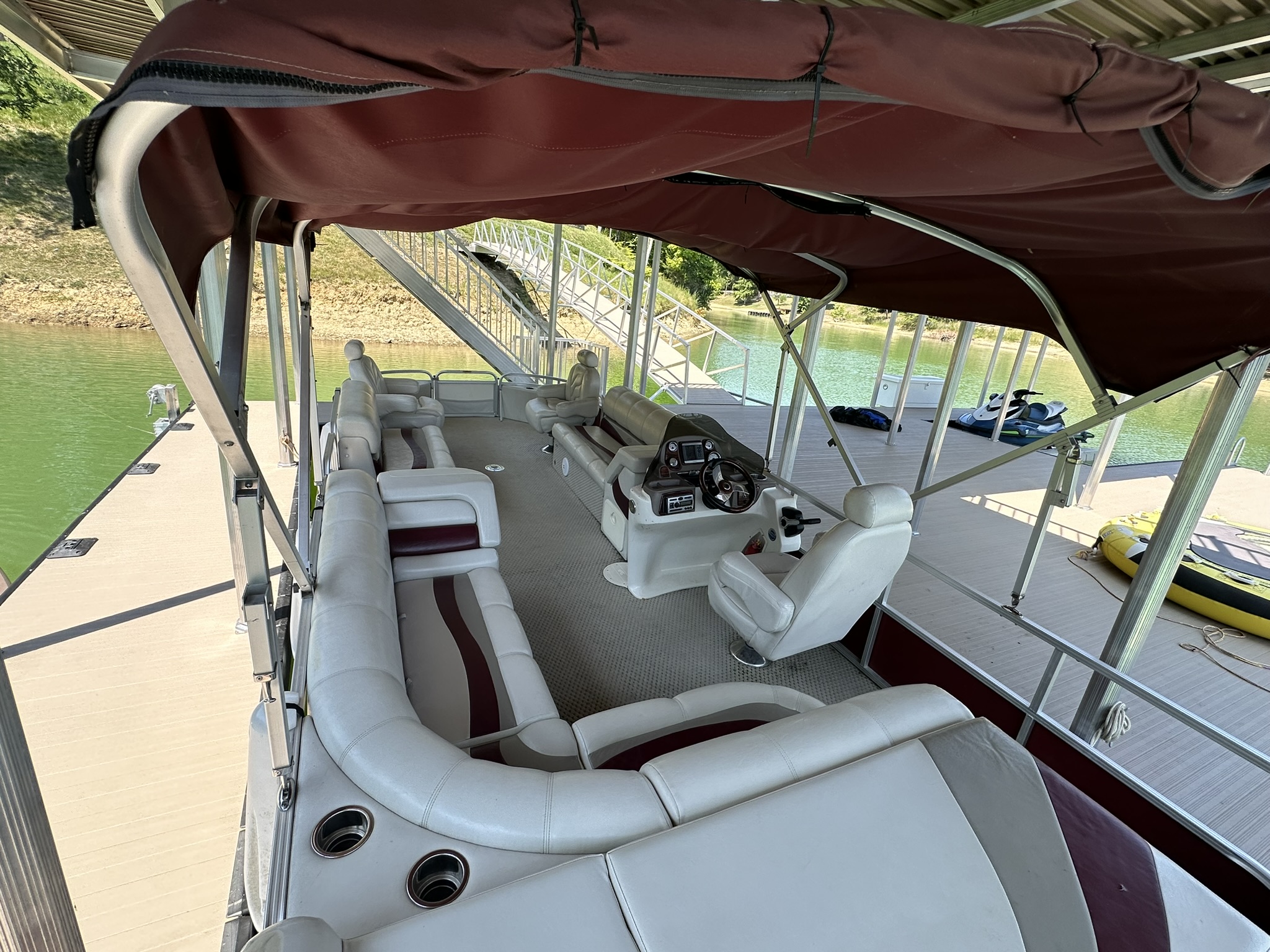 Pontoon Boat Available for Rent (24 ft Avalon w 115HP)