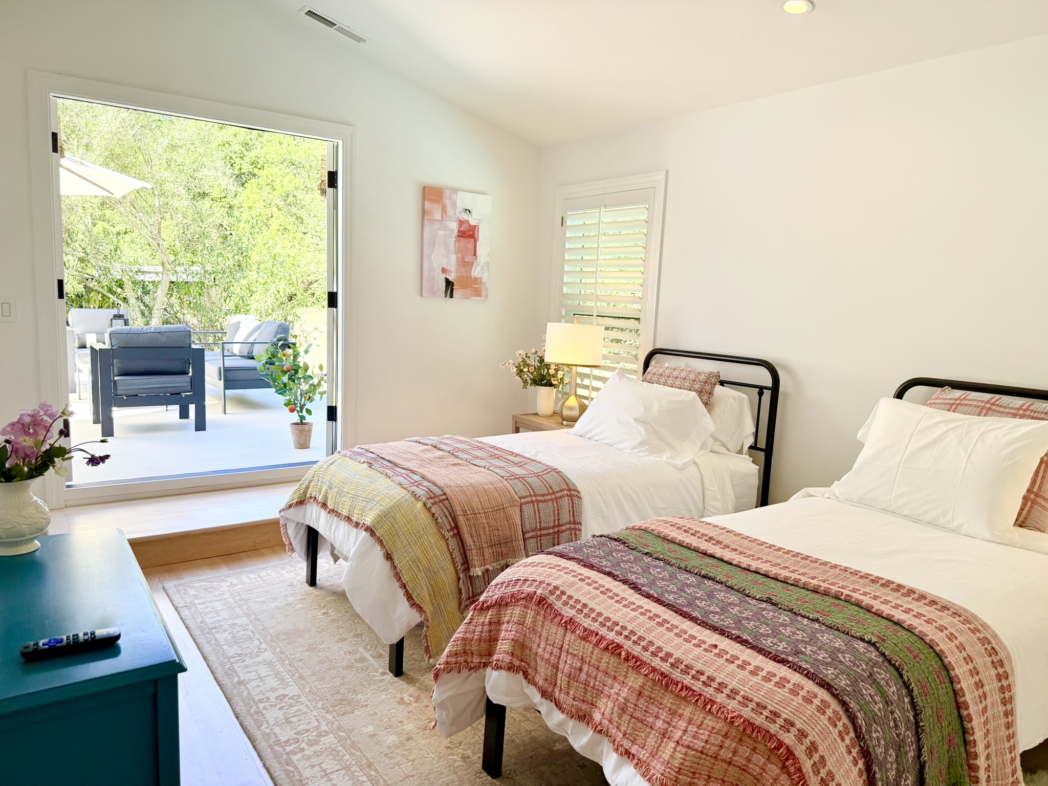 Two Twin XL beds Can be Converted to a King