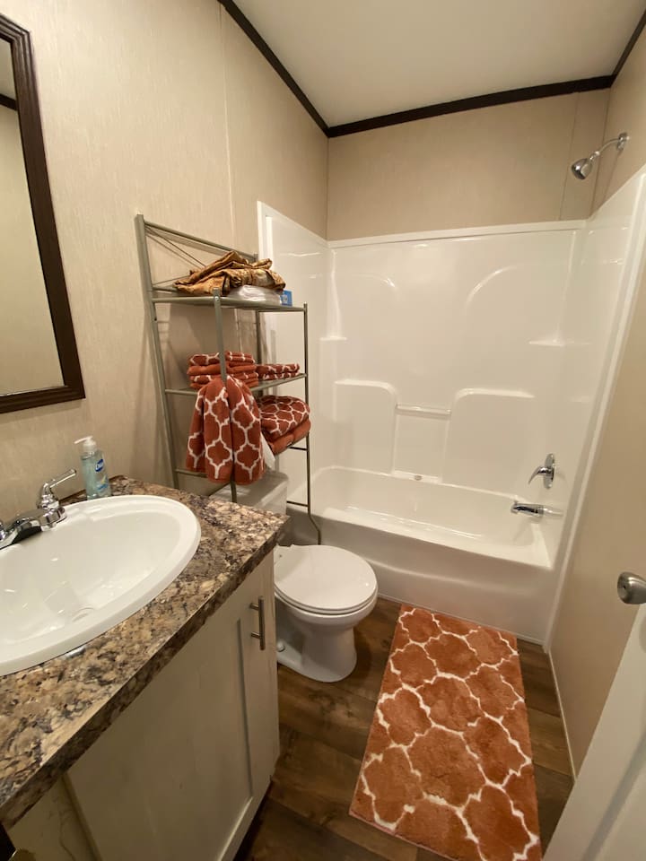 Secondary Bath