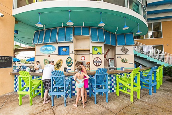Poolside Bar and Grill overlooking the Beach