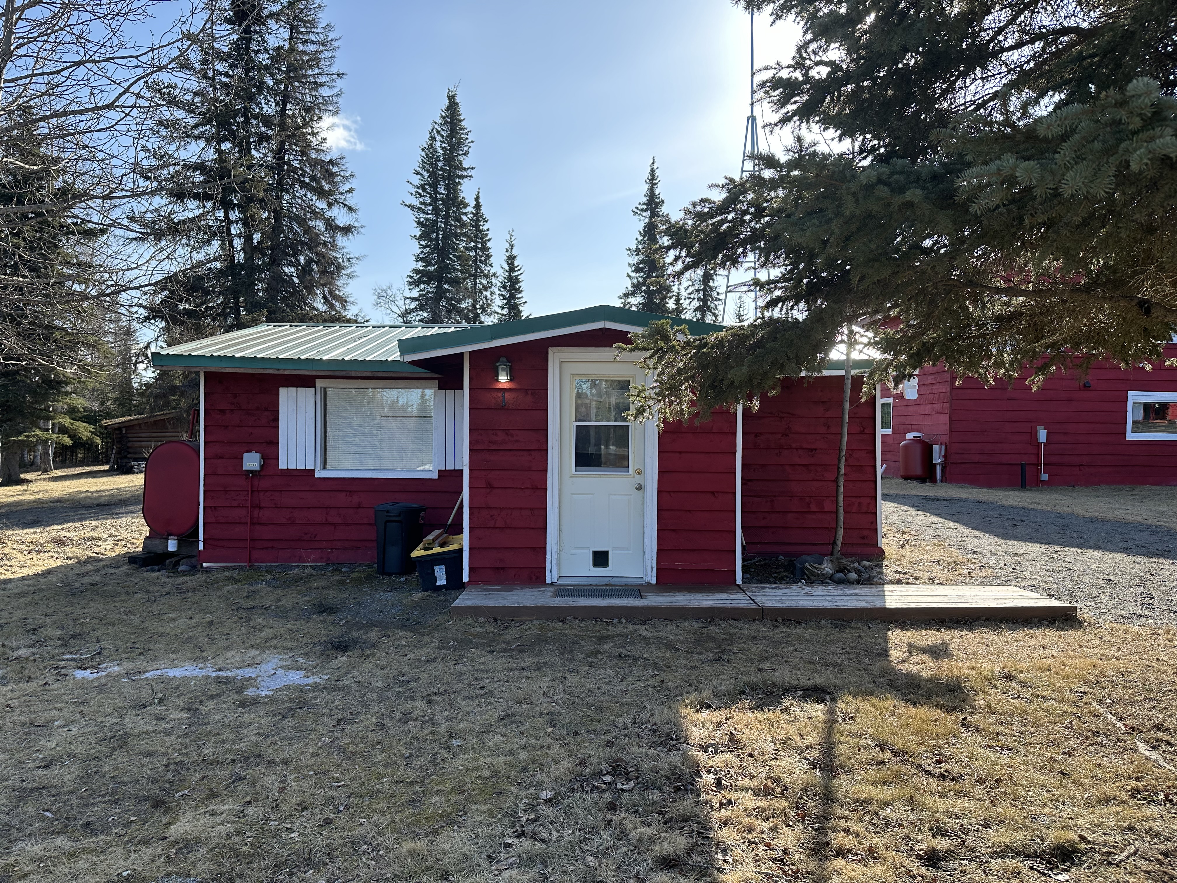 Crooked Creek Cabin #1 Close to the Water - Small Studio — Kasilof, AK — vacation rental