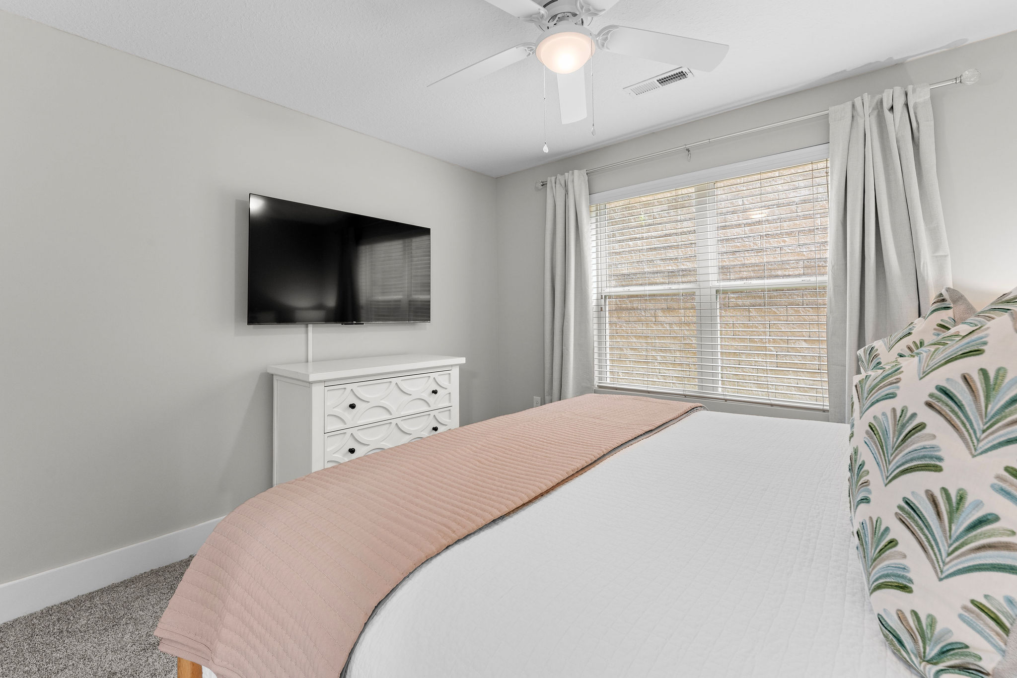 King Bedroom 2