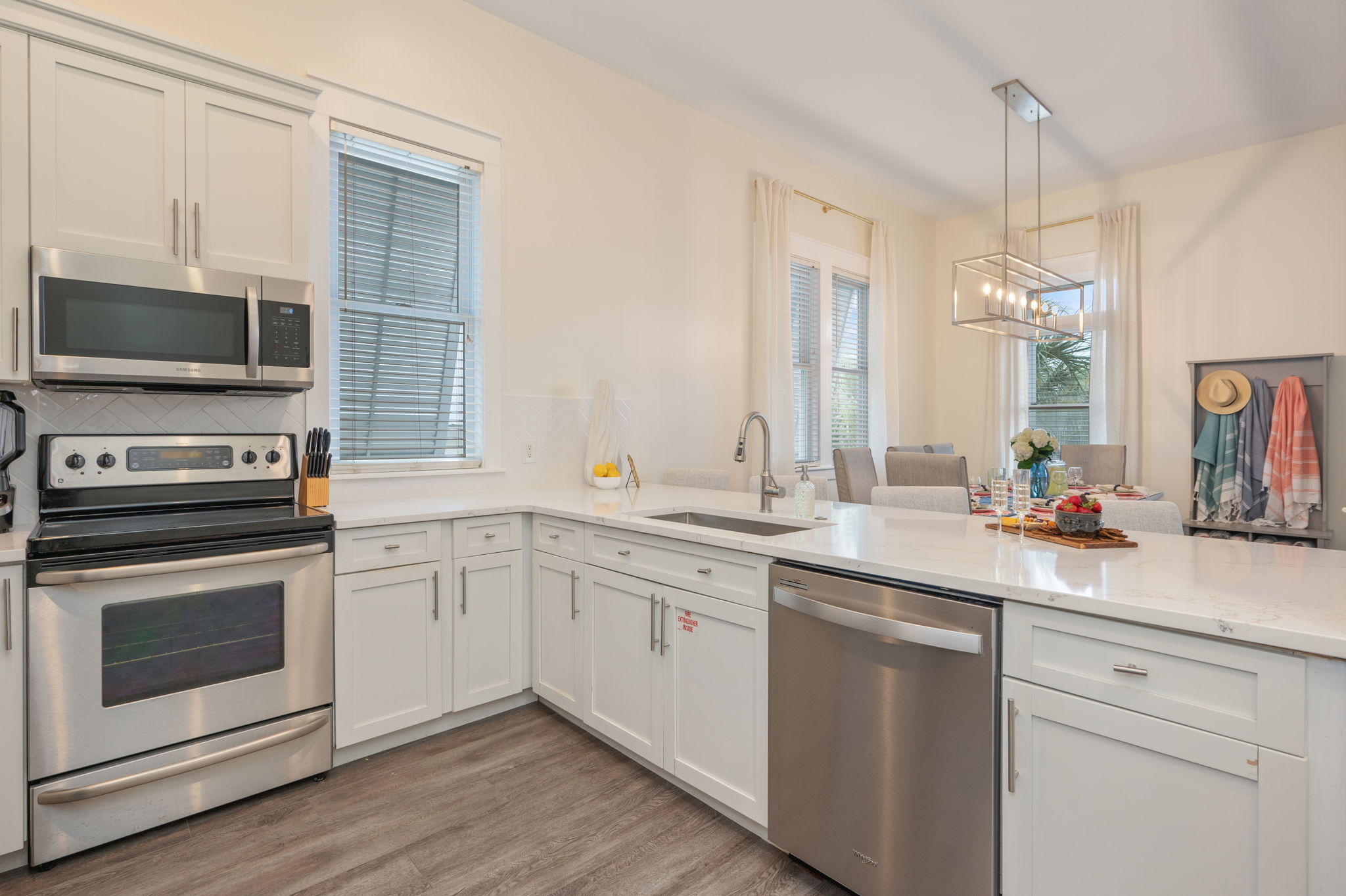 Fully stocked kitchen perfect for gatherings