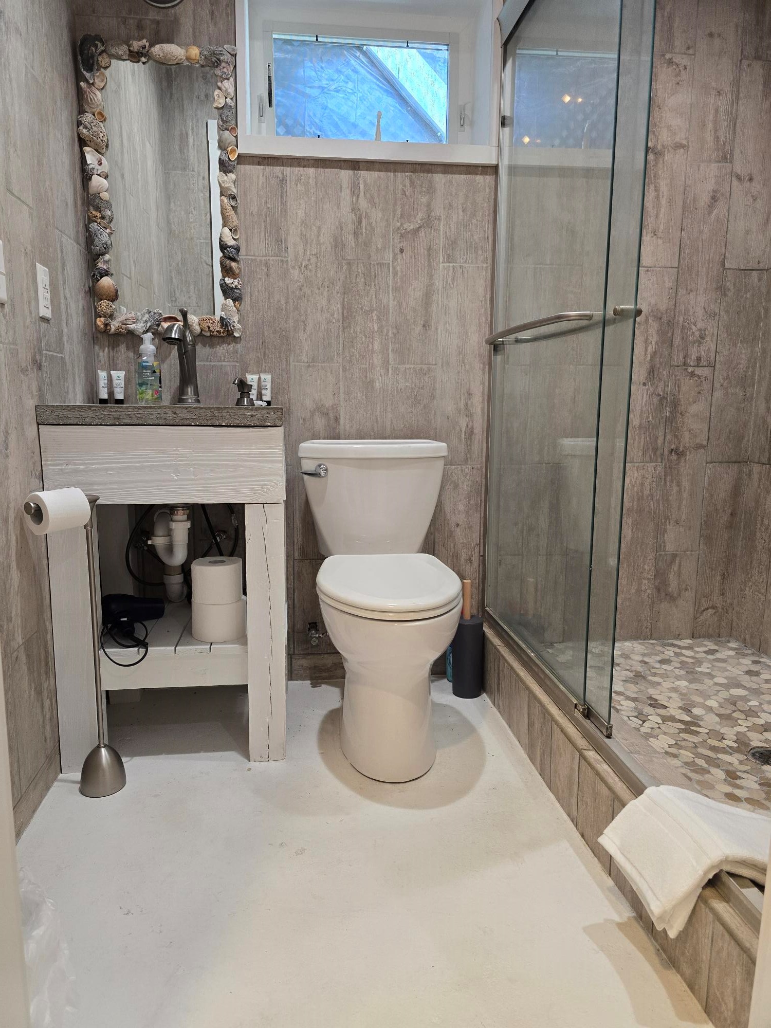 Bathroom 2 with walk-in shower