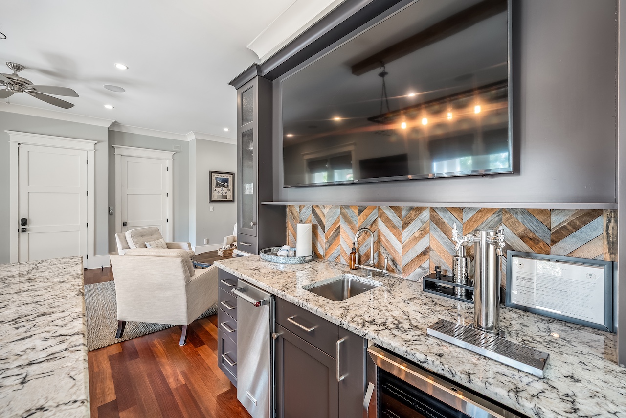 Sitting Room/Bar/Arcade Game on first floor Shore Thing | 4001 Palm Blvd | Isle of Palms, SC | IOP Escapes