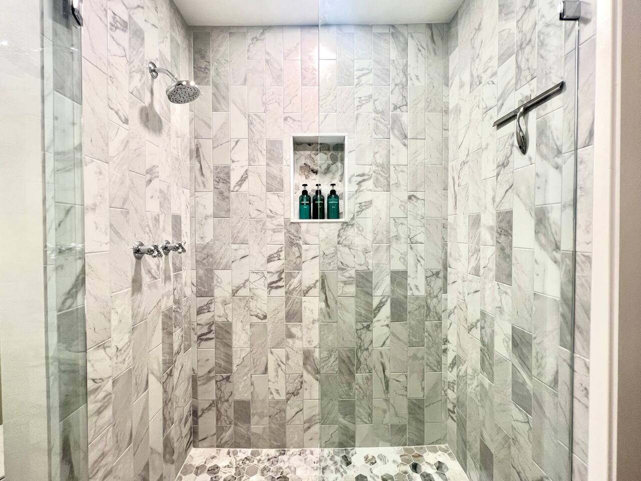 Full Size Shower