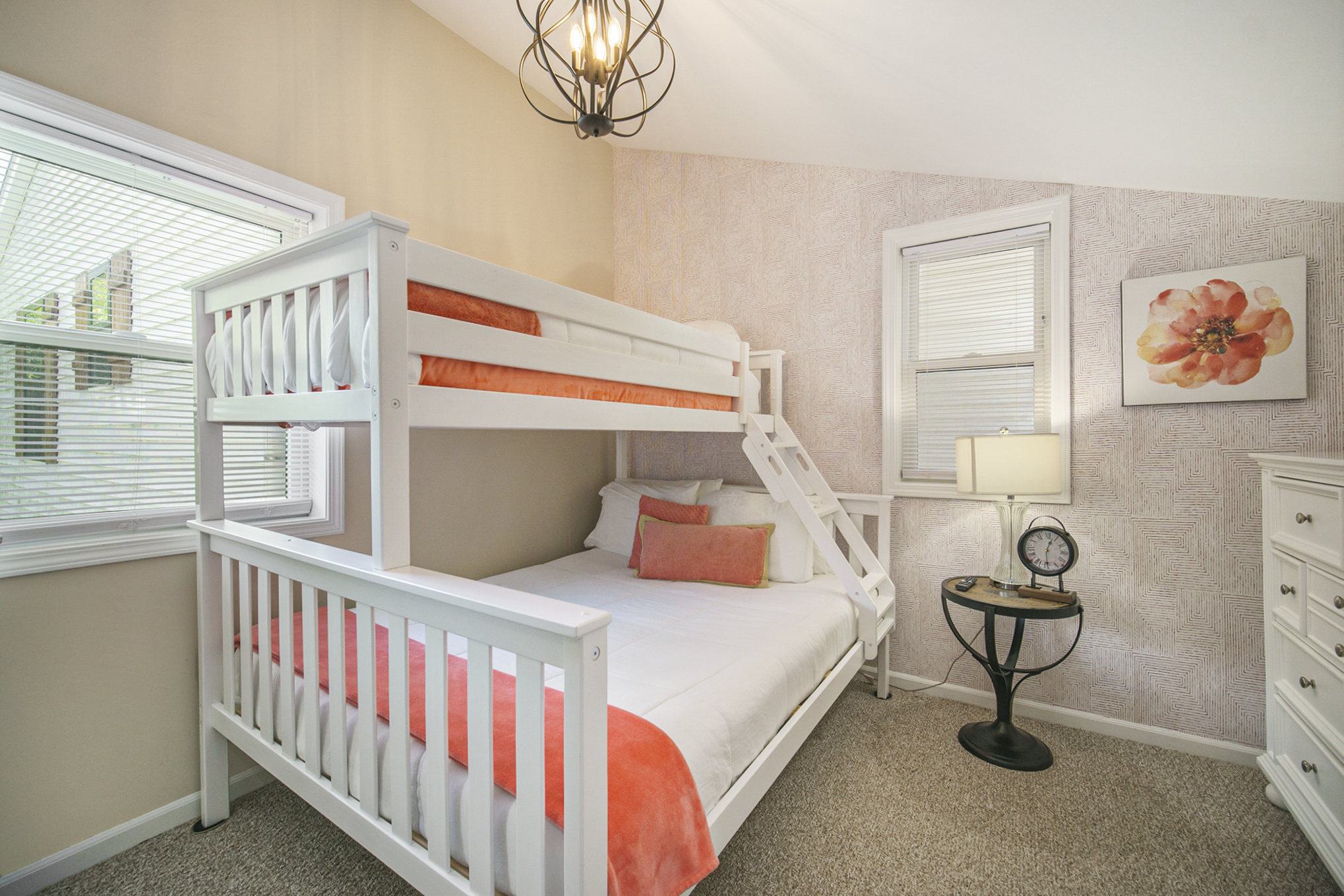 Bedroom #2 Queen Single Bunks