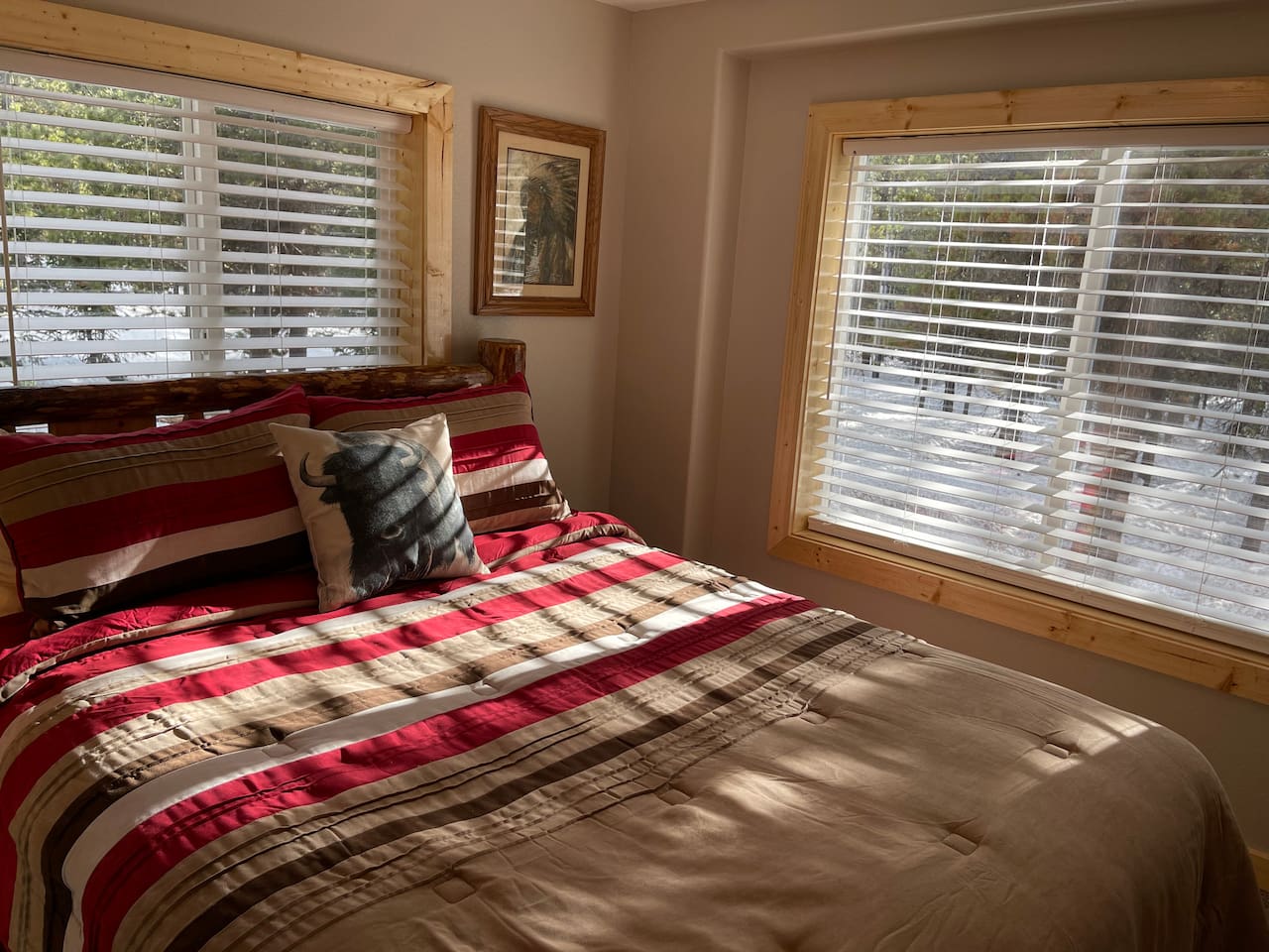 Buffalo Guest Bedroom #3