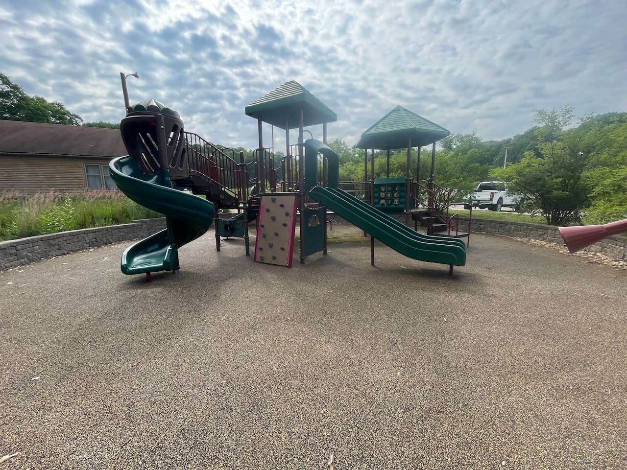 Walk to Twin Lakes Park