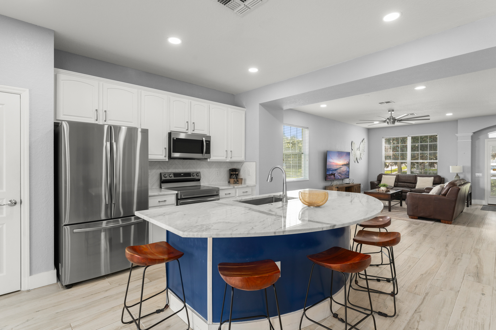 View back to Living Room