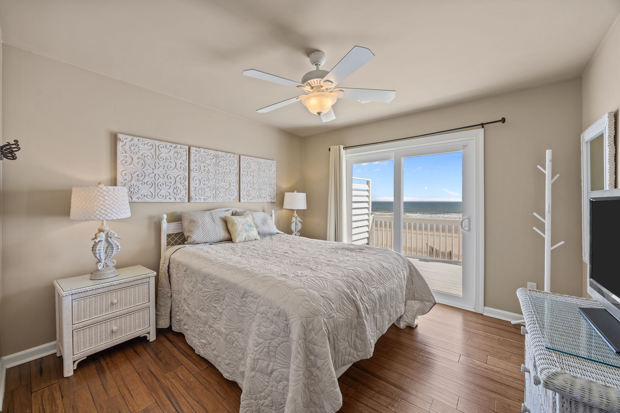 Views and access to exterior deck