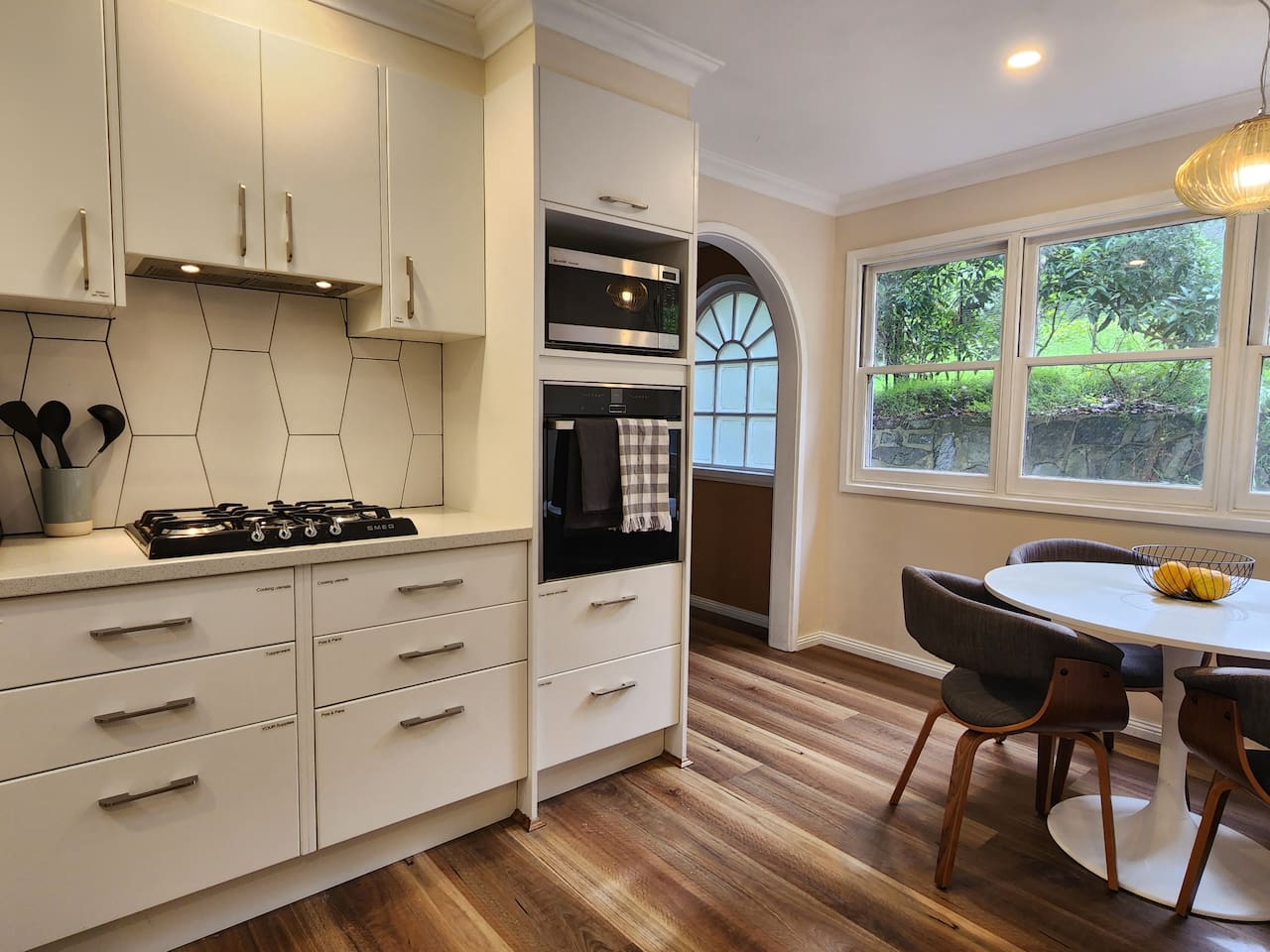 The kitchen is fully stocked with top-end appliances and everything needed to prepare wonderful meals. We provide Nespresso Vertuo pods and machine for a quality morning coffee!