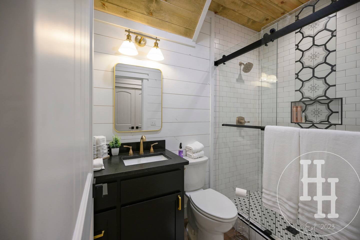 Additional bathroom downstairs
