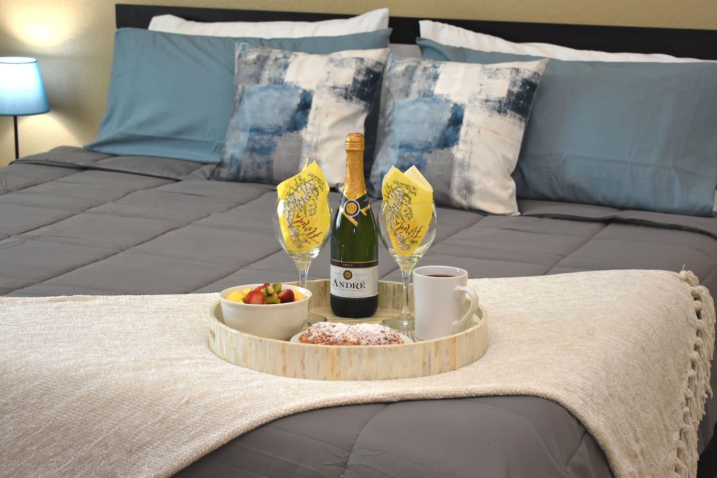 Villa Cormac - Enjoy Breakfast in bed!