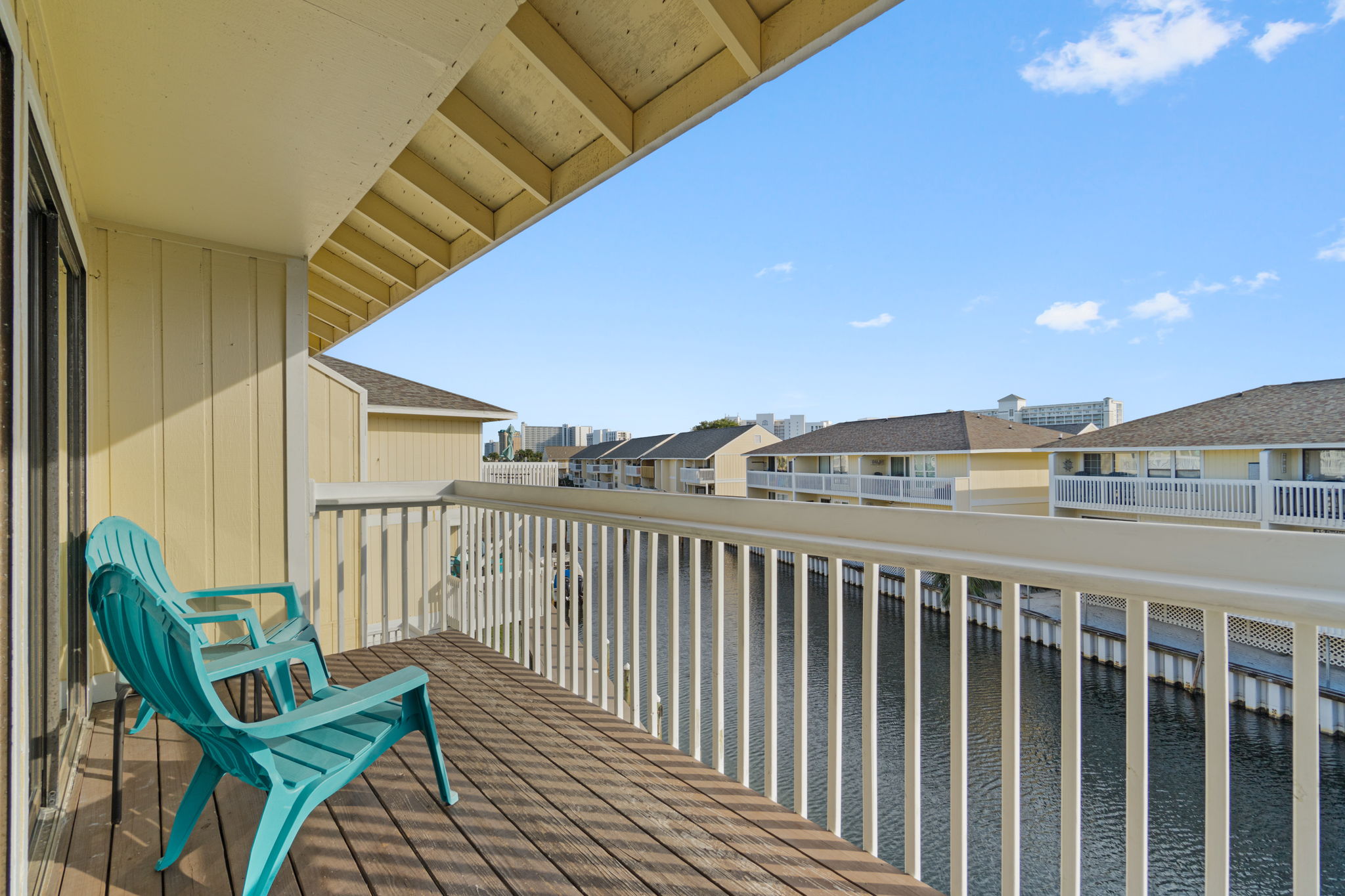 Enjoy the Morning Breeze