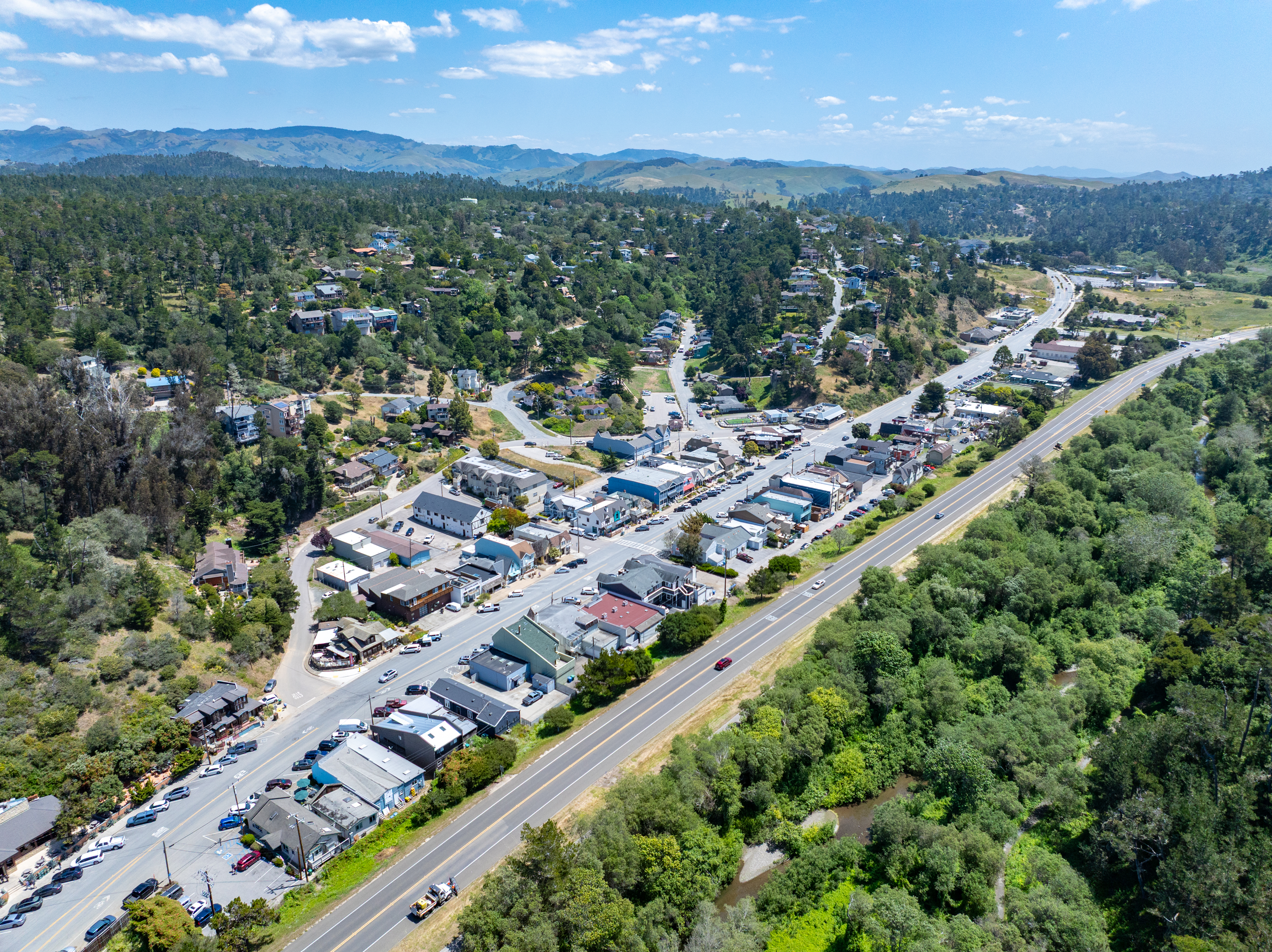 The perfect blend of coastal peace and city access.