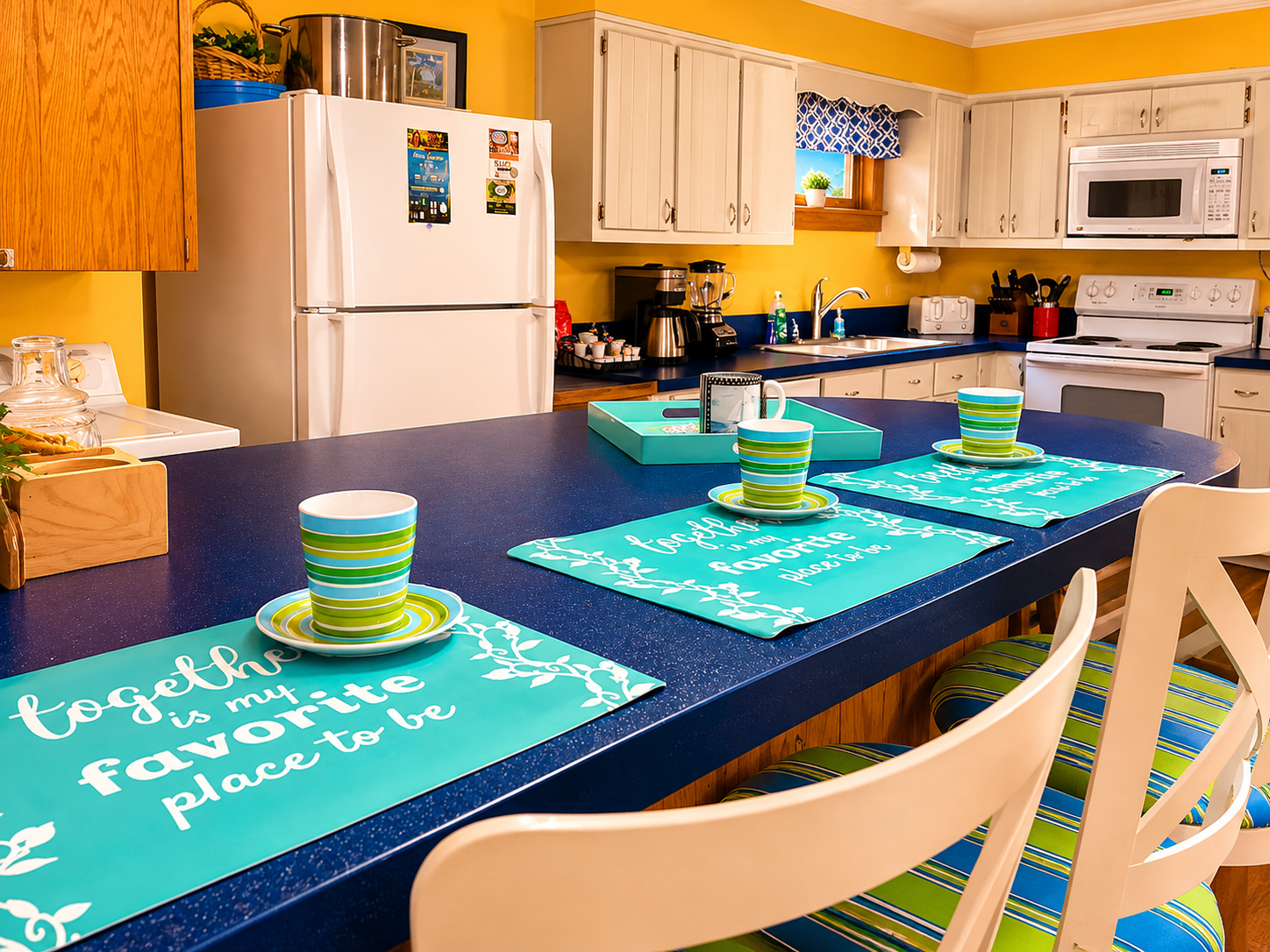 Admiral's Watch OBX — breakfast bar seating for 8