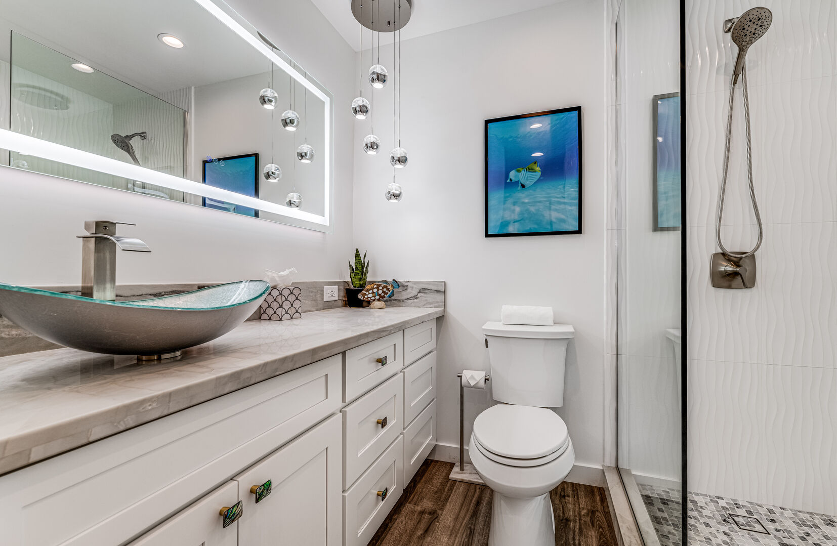 2nd bathroom with walk in shower