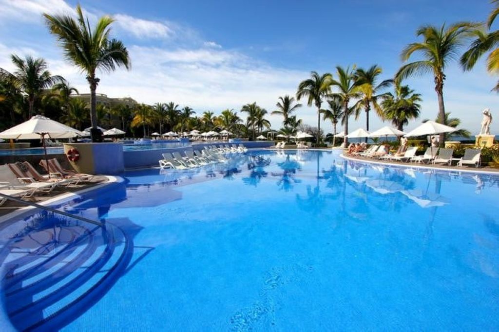 Pool and Beach at Pueblo Bonito Emerald Bay, Vacation Travel Exclusives