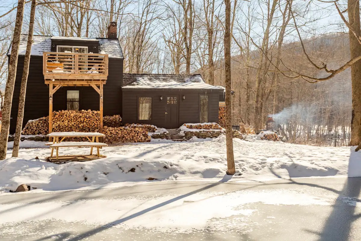 Welcome to Spruceton Hollow, gorgeous at all times of year!