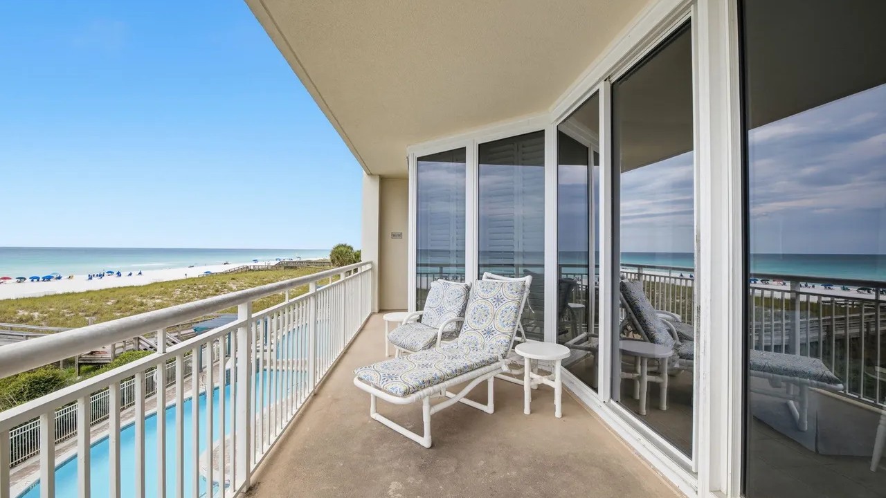 Main Balcony West View
